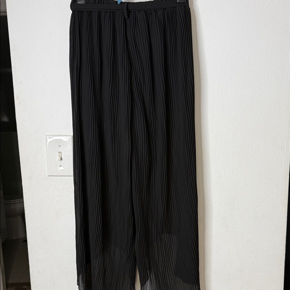 Chic Black Wide Leg Pants - Picture 4 of 9